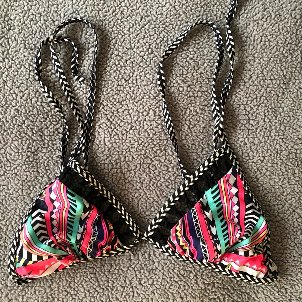 Damsel bikini top